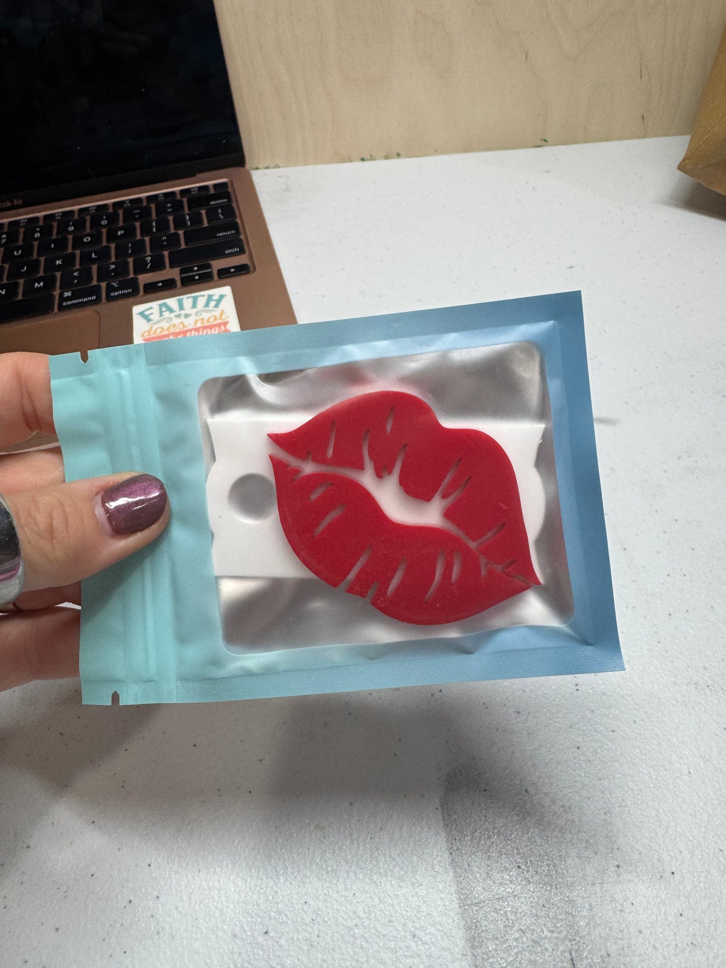 Lips, Tumbler Topper 20 and 30/40 oz