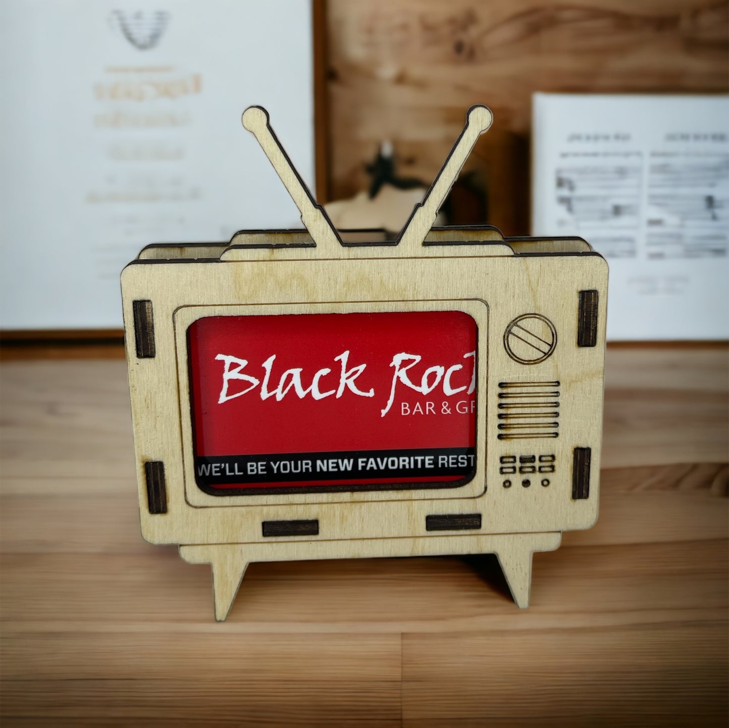 Retro TV gift card holder