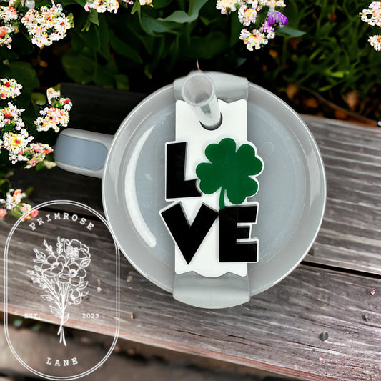 Lucky in Love Clover Topper